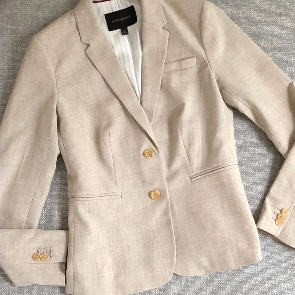 Banana Republic Women’s Blazer Suit Jacket Tan